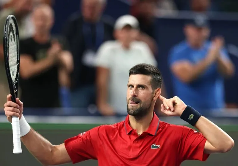Djokovic thoát thua tại Shanghai Masters 2025