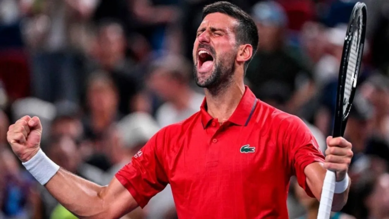 Djokovic thoát thua tại Shanghai Masters 2025