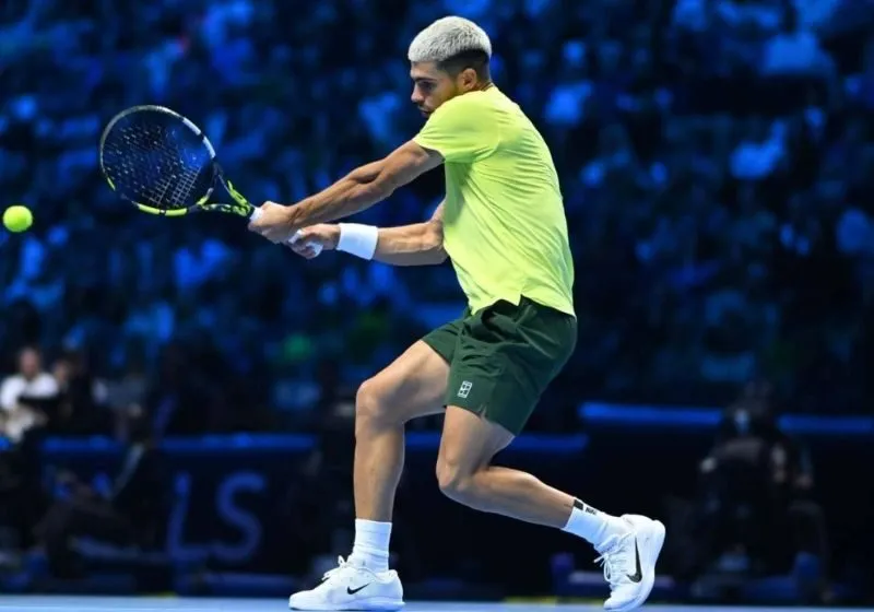 Sinner thắng Alcaraz ở chung kết ATP Finals